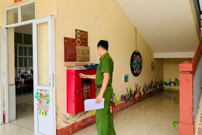 TRƯỜNG MẦM NON NHÂN CHÍNH ĐÓN ĐOÀN KIỂM TRA CÔNG TÁC PHÒNG CHÁY, CHỮA CHÁY VÀ CỨU NẠN, CỨU HỘ